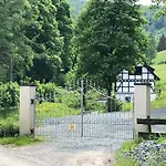 Rueckzugsort Am Teich In Casa de Férias