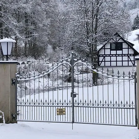 Rueckzugsort Am Teich In