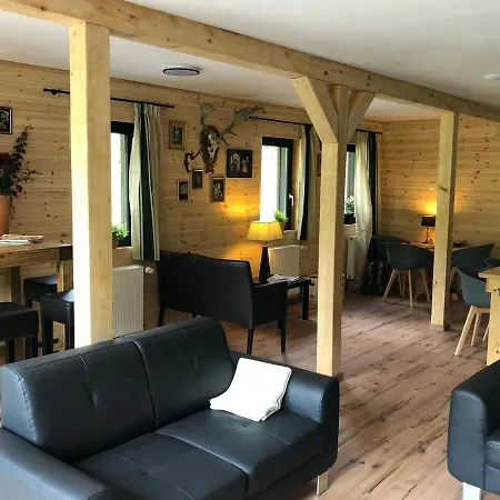 Rueckzugsort Am Teich In Ferienhaus Winterberg