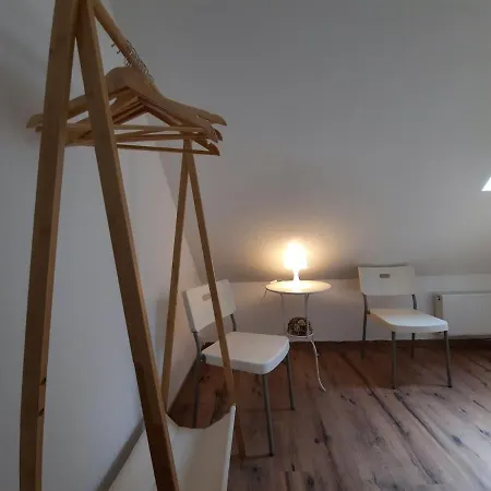 Rueckzugsort Am Teich In Vakantiehuis *