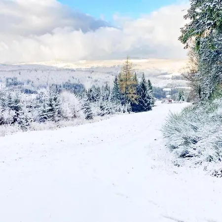 Rueckzugsort Am Teich In Tatil Evi
